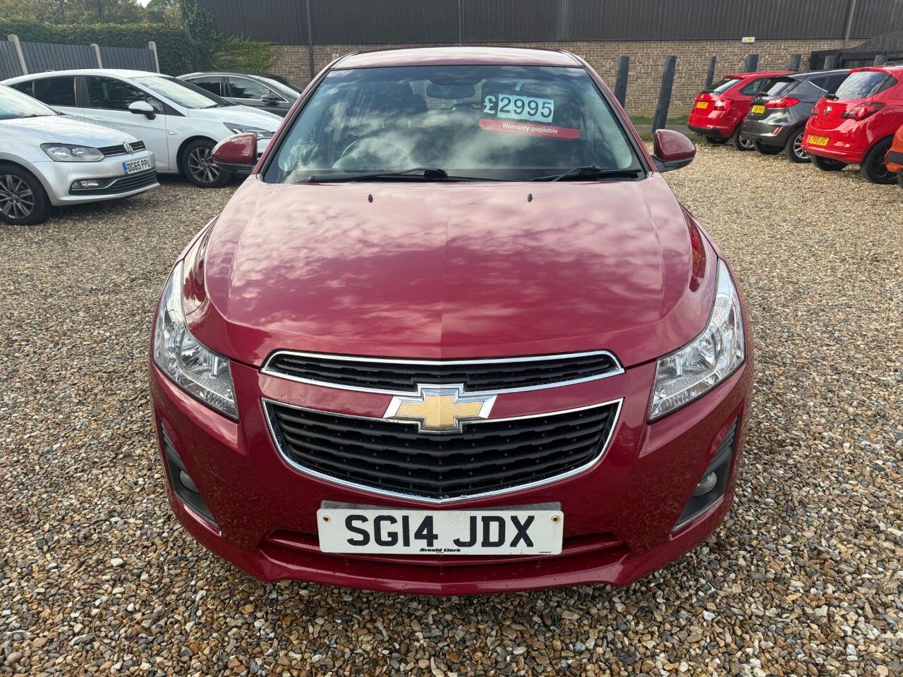 Chevrolet Cruze view 3