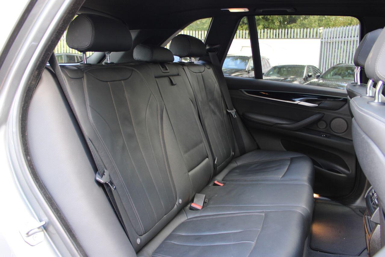 BMW X5 view 16