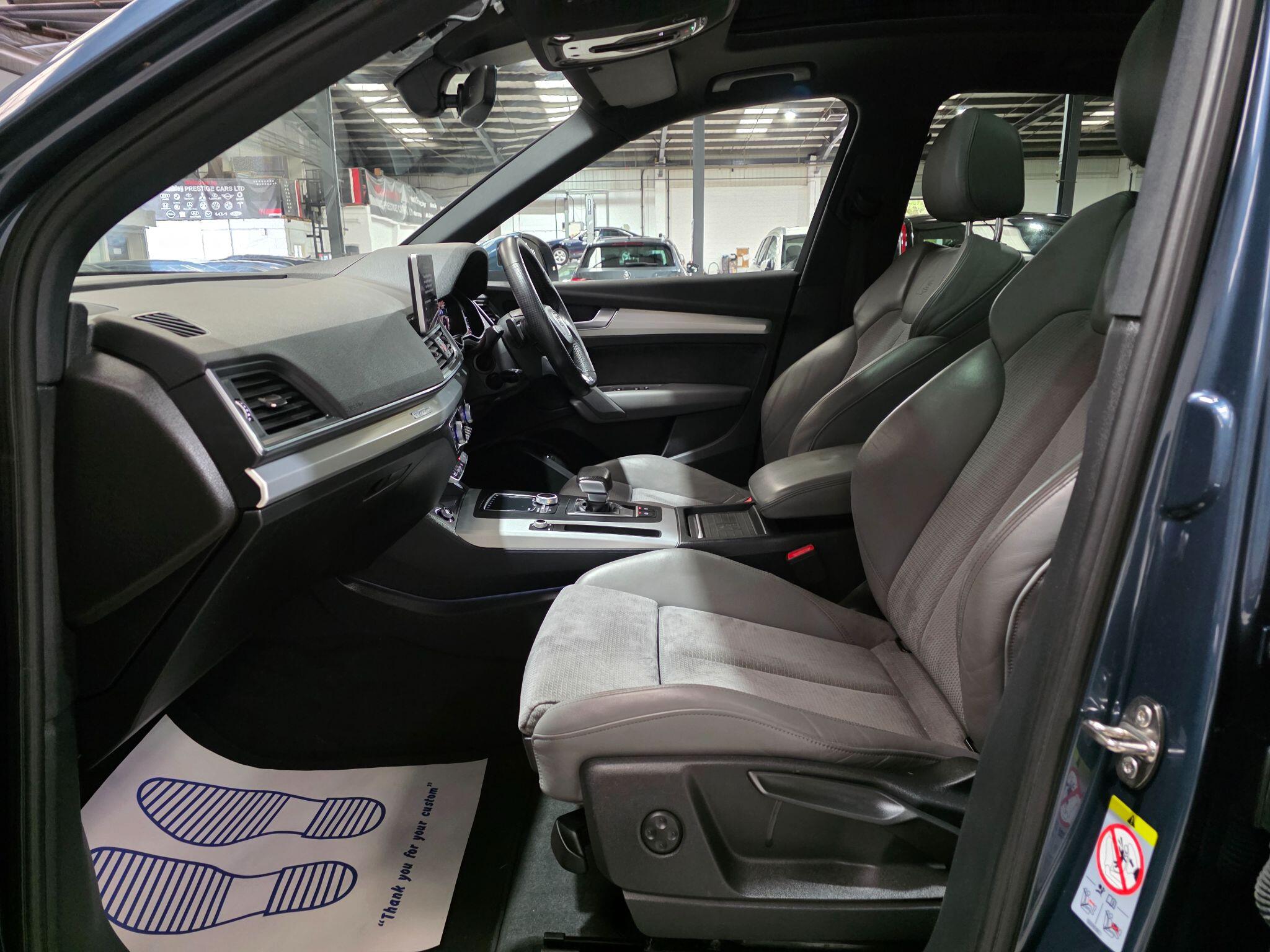Audi Q5 view 30