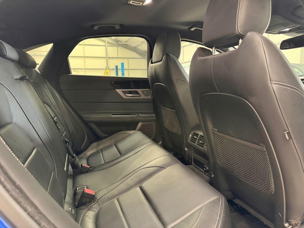 Jaguar XF view 9