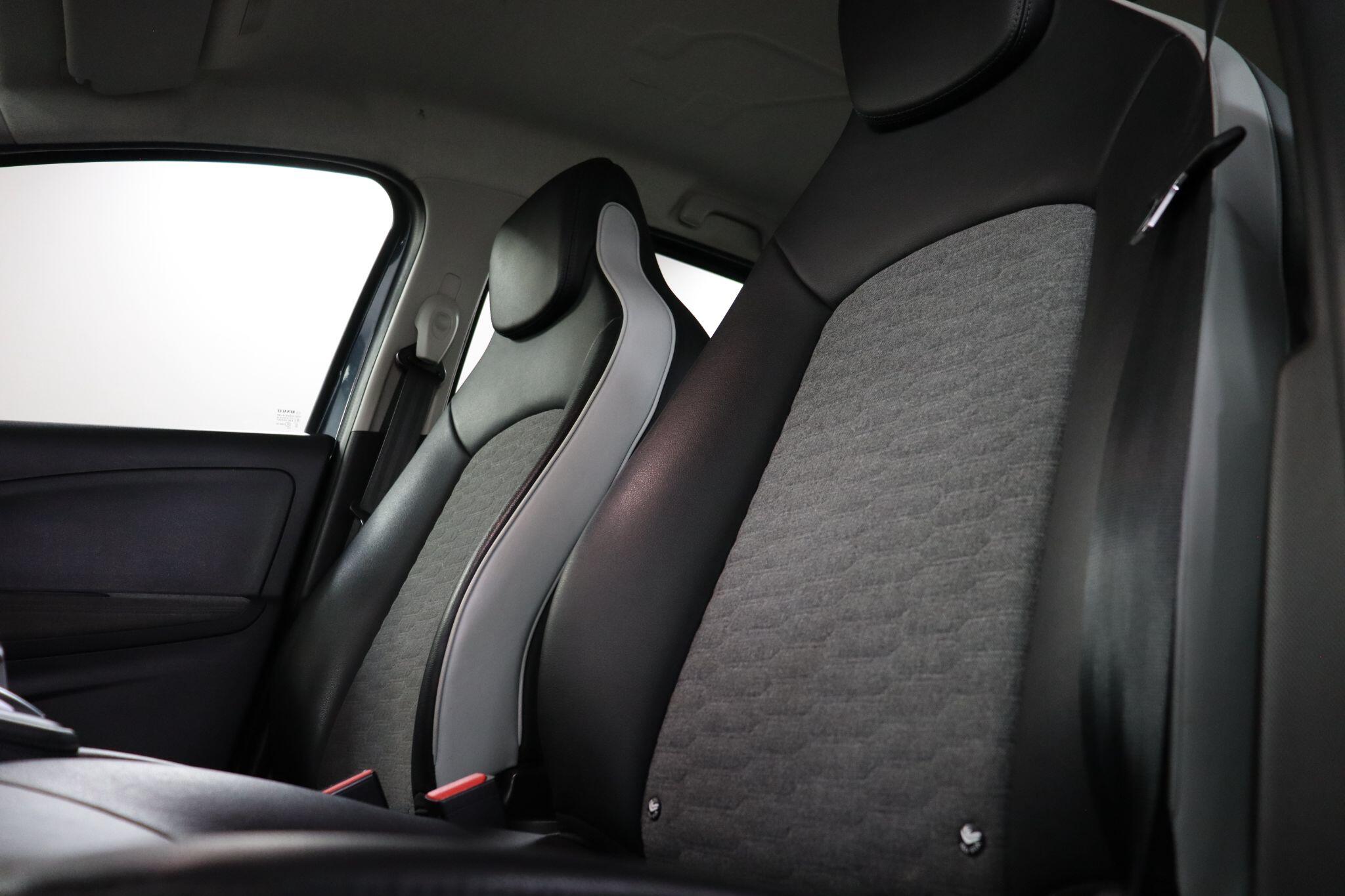 Renault Zoe view 35