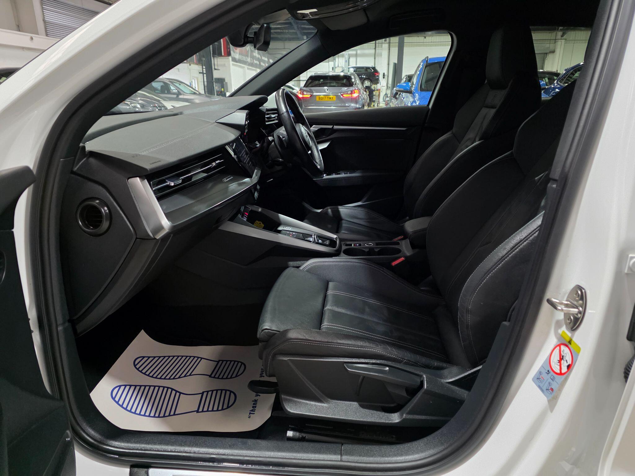 Audi A3 view 25