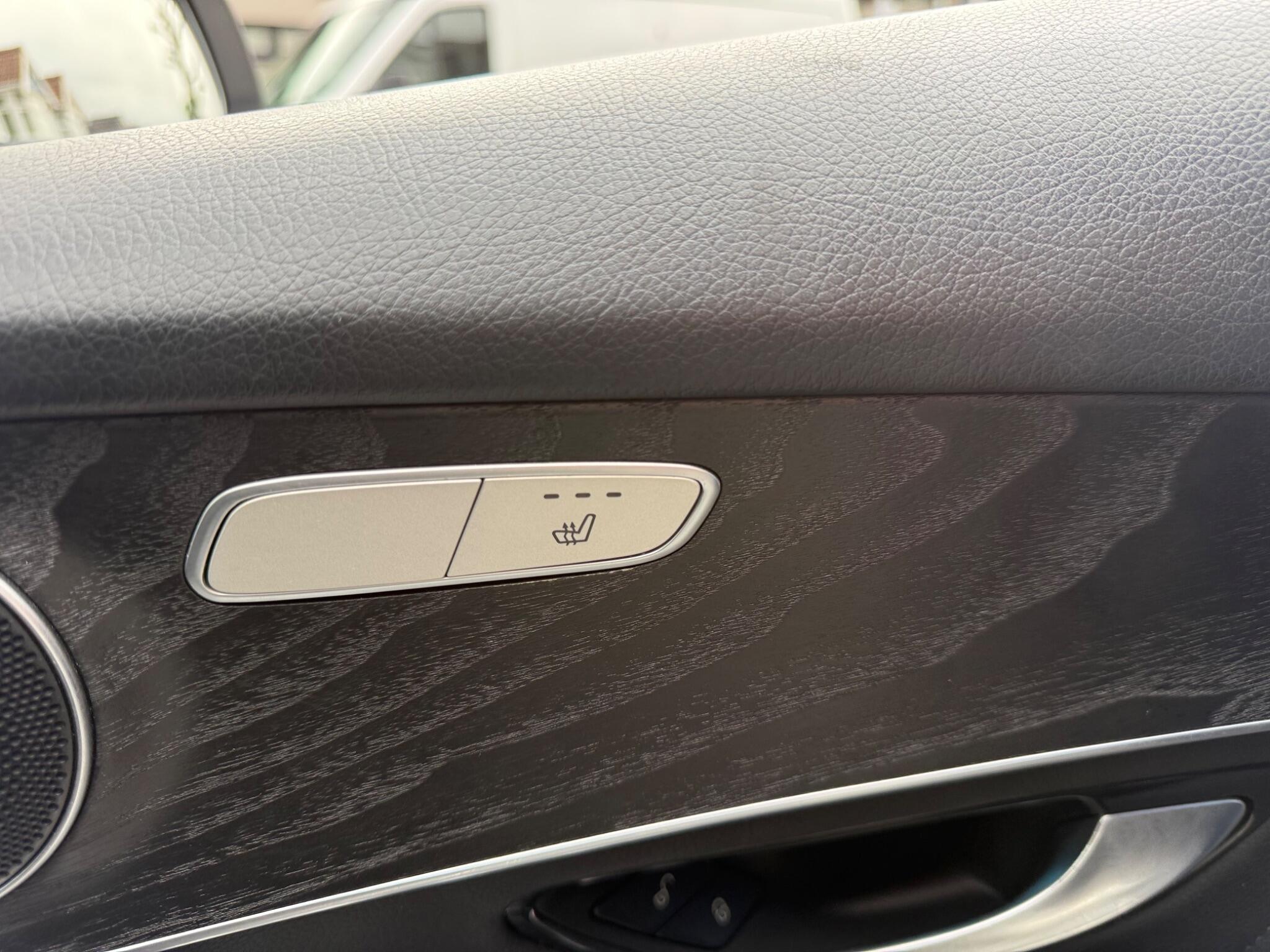 Mercedes-Benz GLC view 18