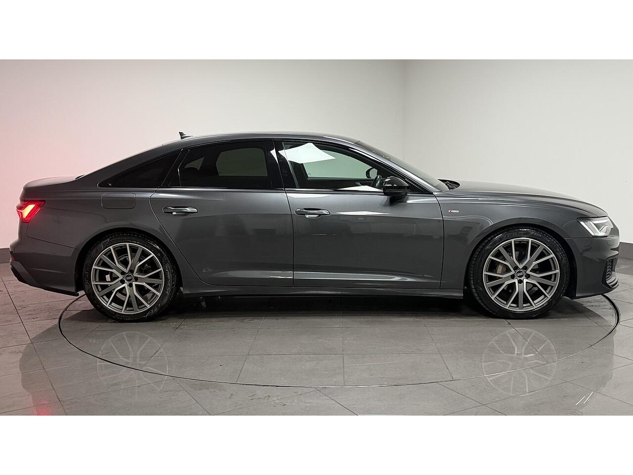 Audi A6 view 8