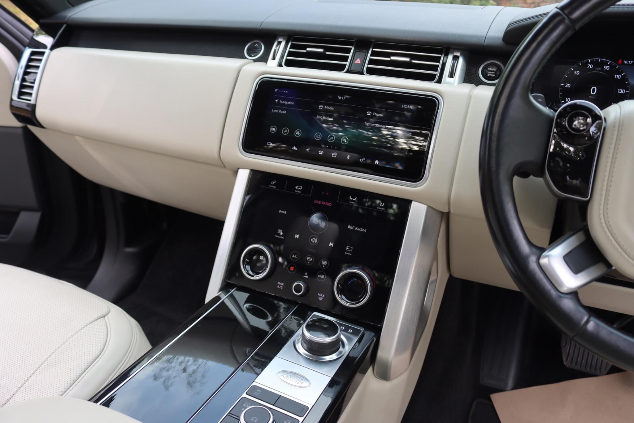 Land Rover Range Rover view 56