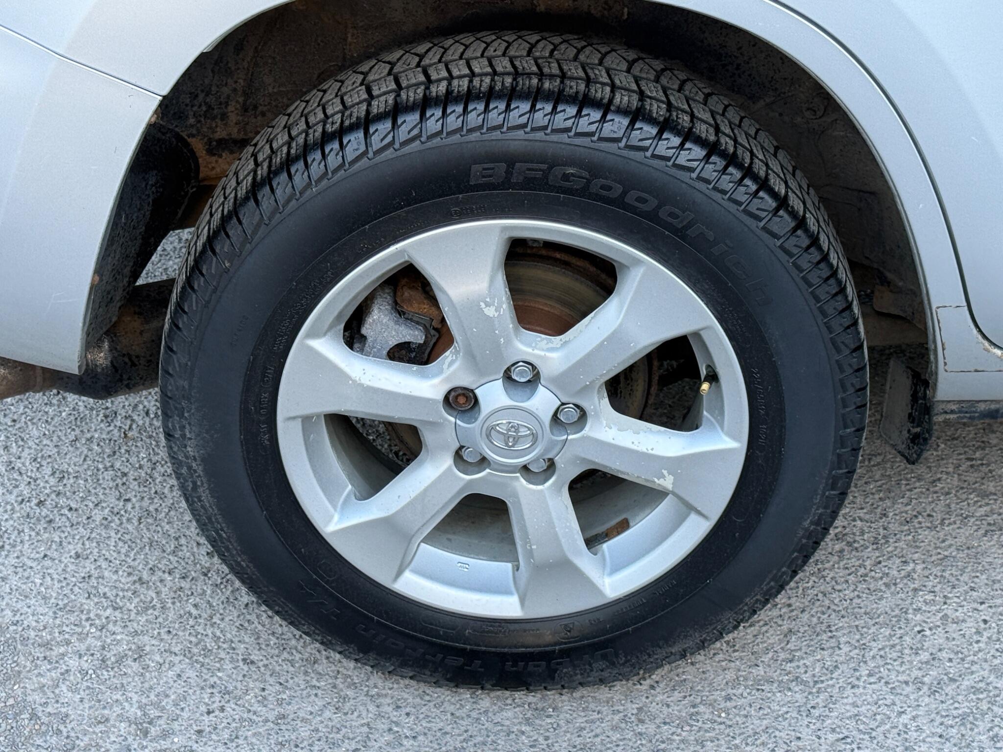 Toyota RAV4 - Image 28