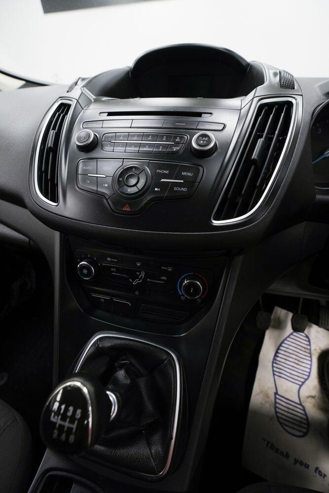 Ford C-Max view 23