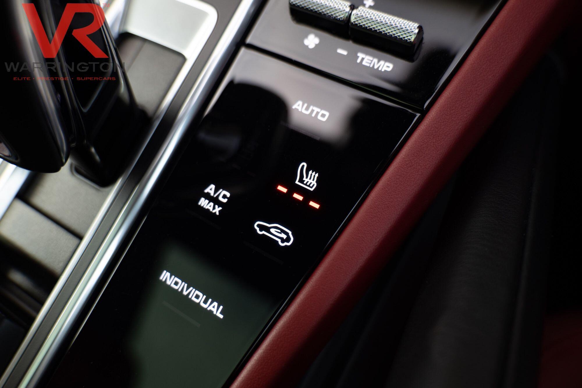 Porsche Cayenne view 33