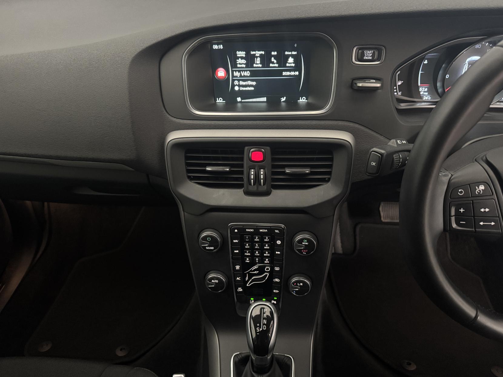 Volvo V40 view 65