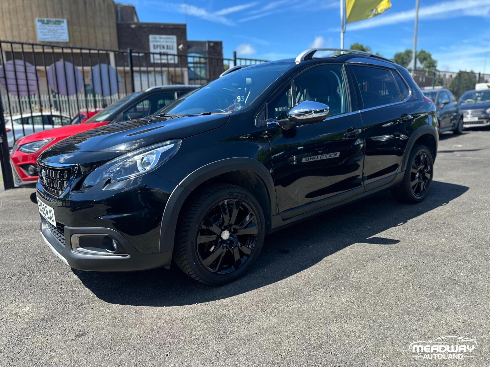 Peugeot 2008 view 5