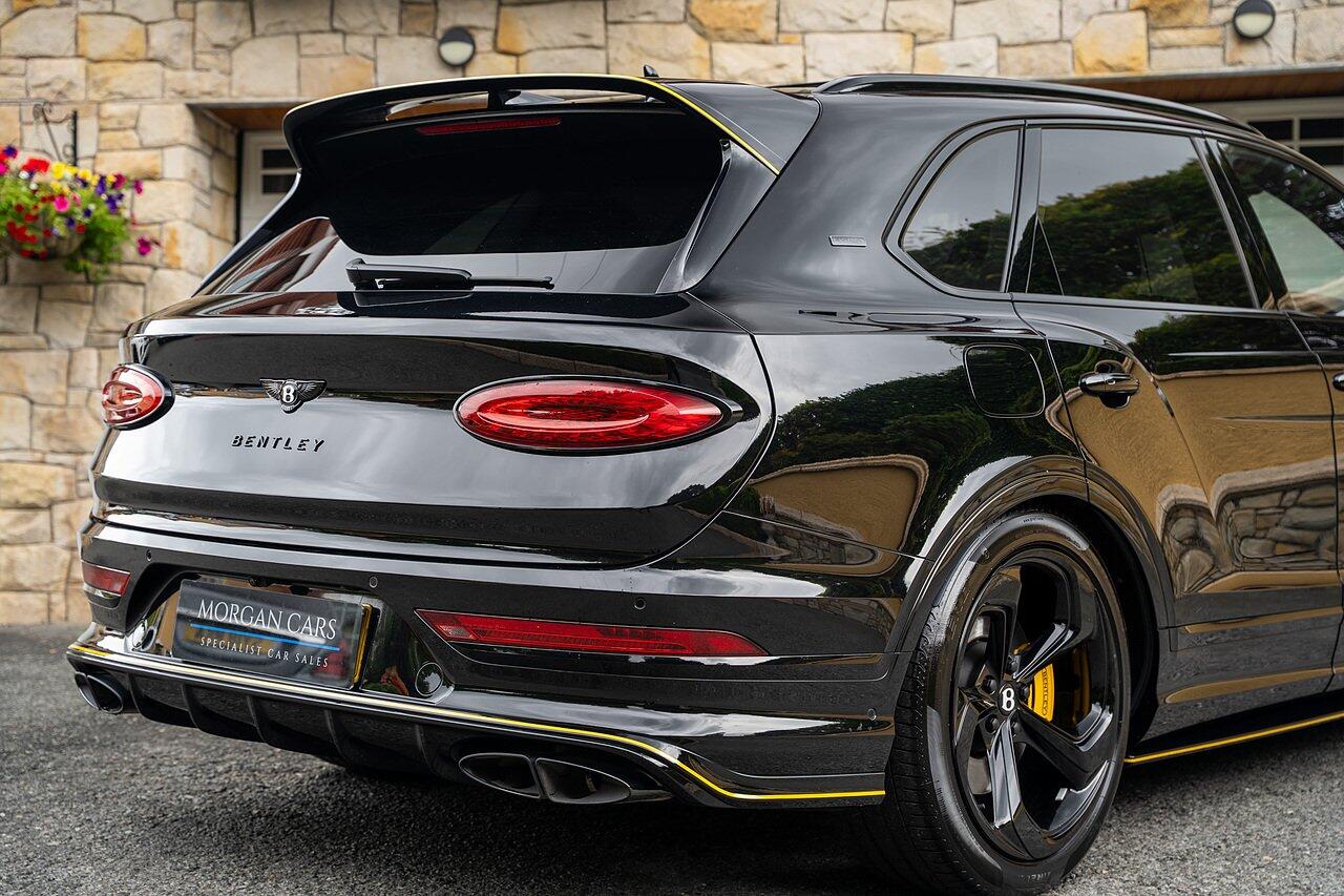 Bentley Bentayga view 20