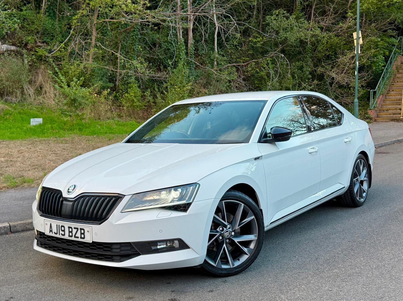 Skoda Superb view 6