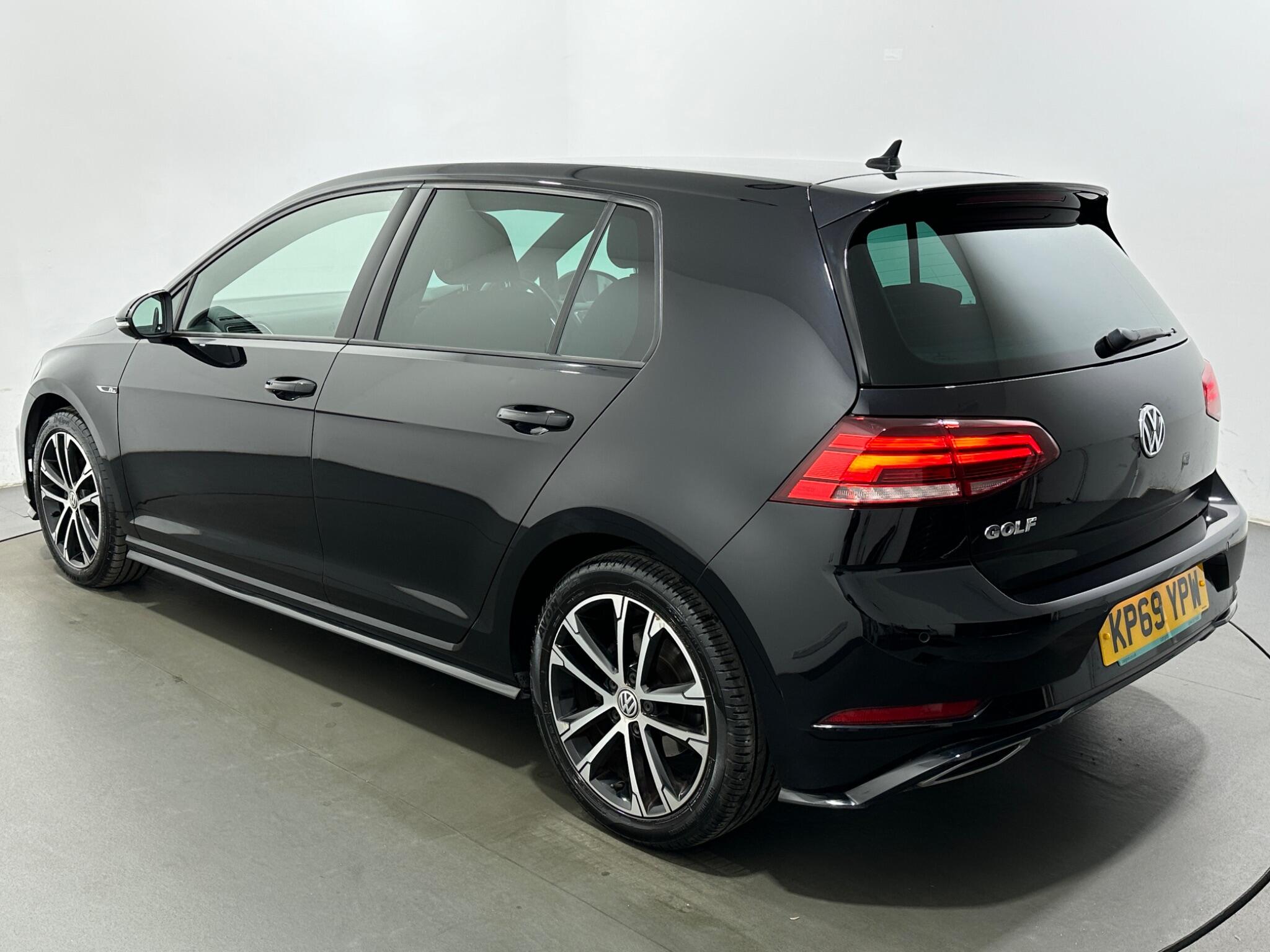 Volkswagen Golf view 52