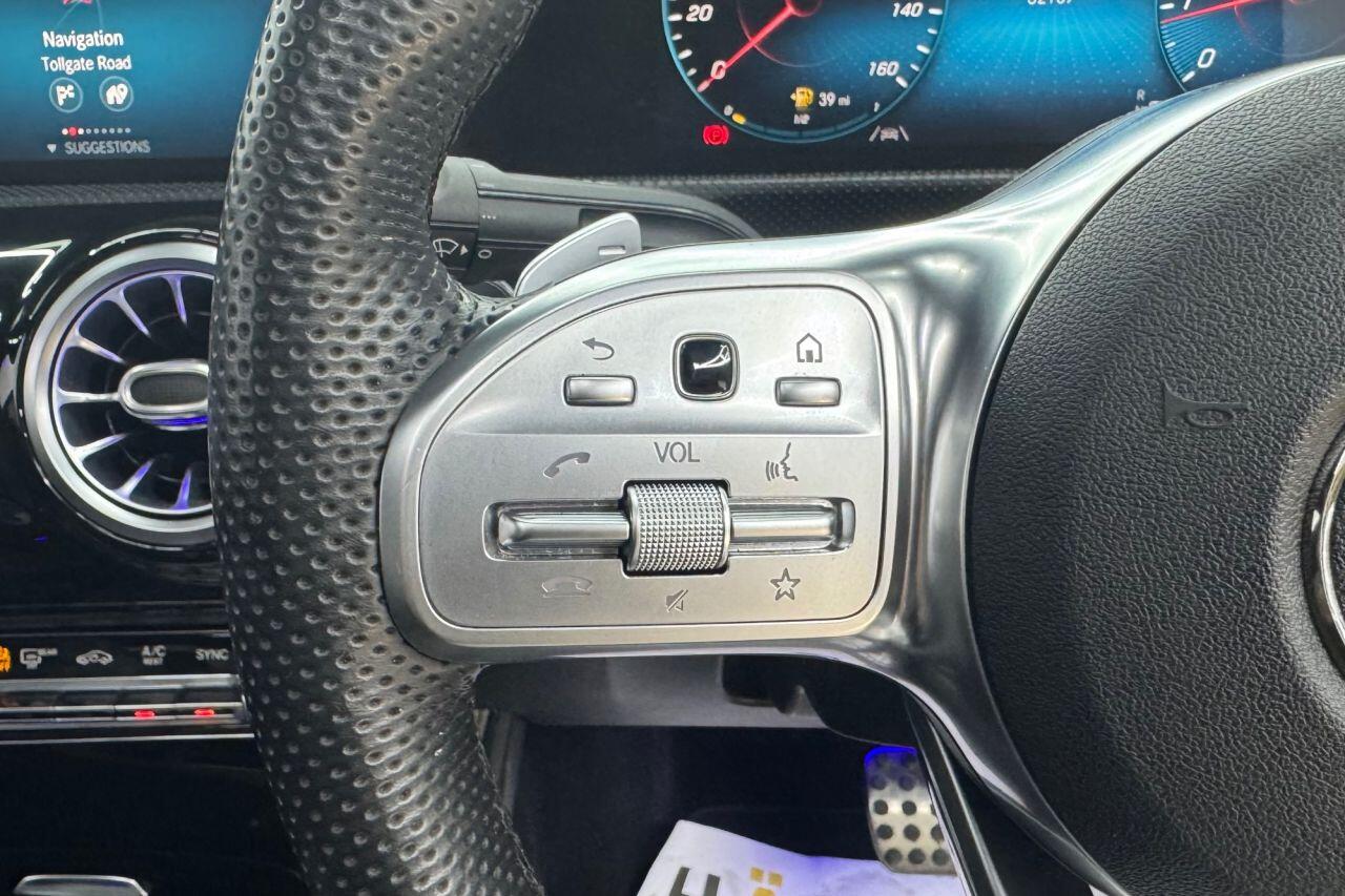 Mercedes-Benz Cla view 21