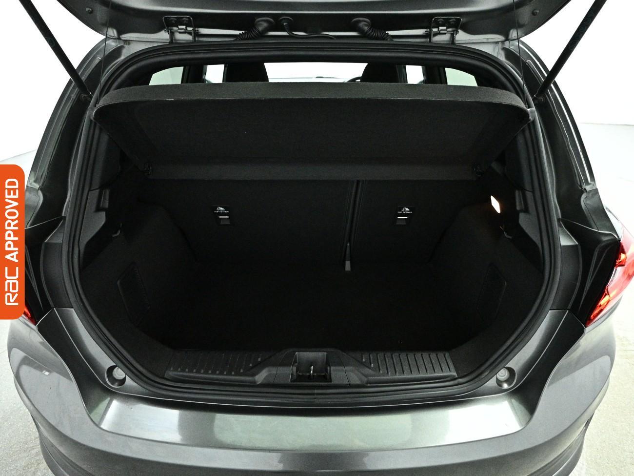 Ford Fiesta view 26