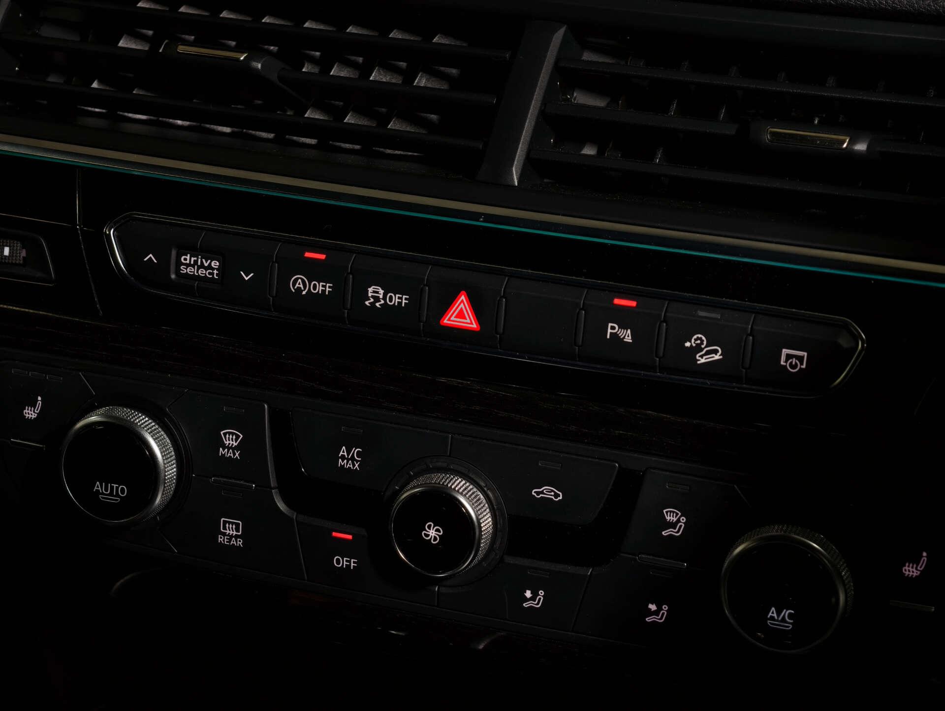Audi Q7 view 32