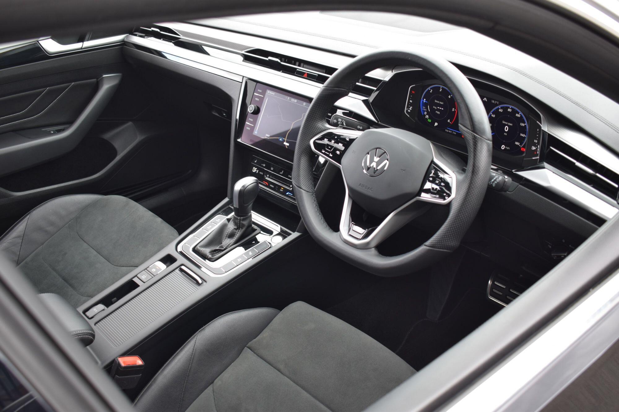 Volkswagen Arteon view 3