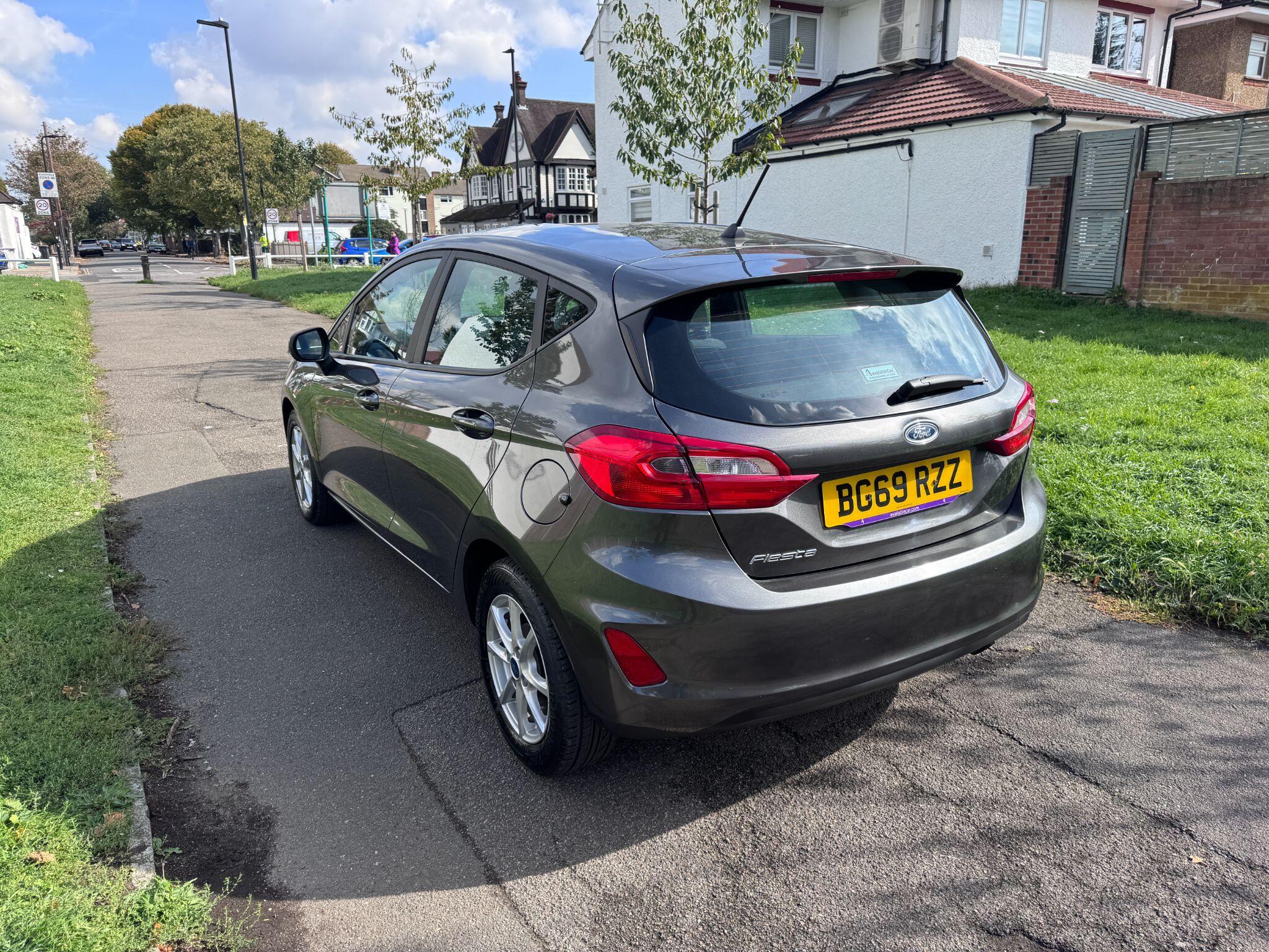 2019 Ford Fiesta 1.1 Ti-VCT Zetec Euro 6 (s/s) 5dr • 33,000 miles image 14