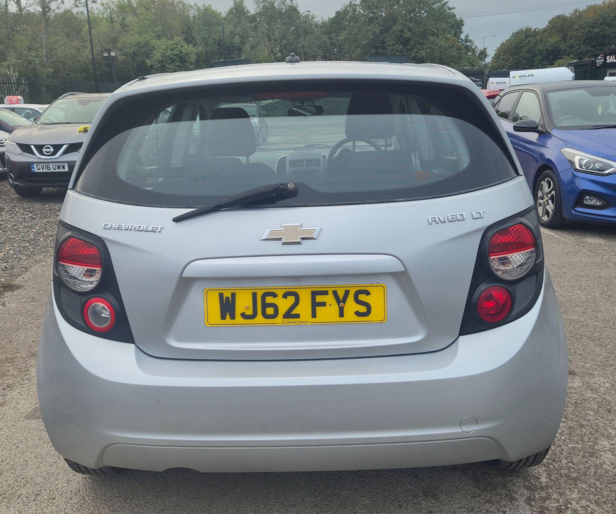 Chevrolet Aveo view 11