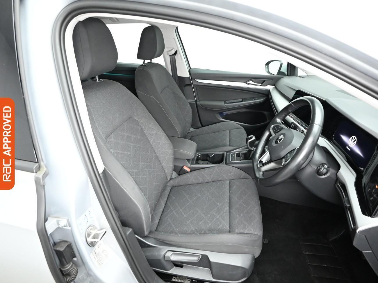 Volkswagen Golf view 12
