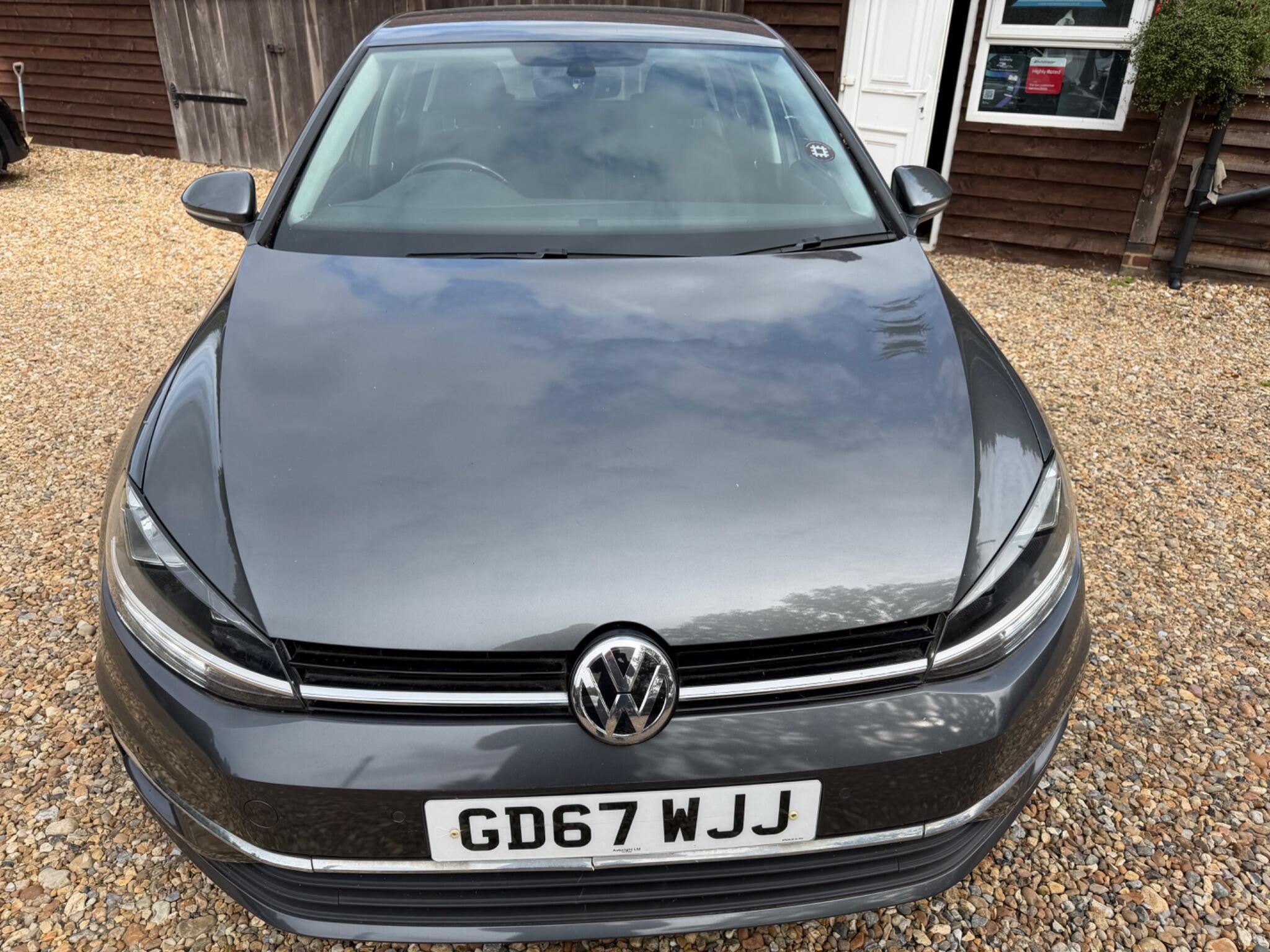 Volkswagen Golf view 11