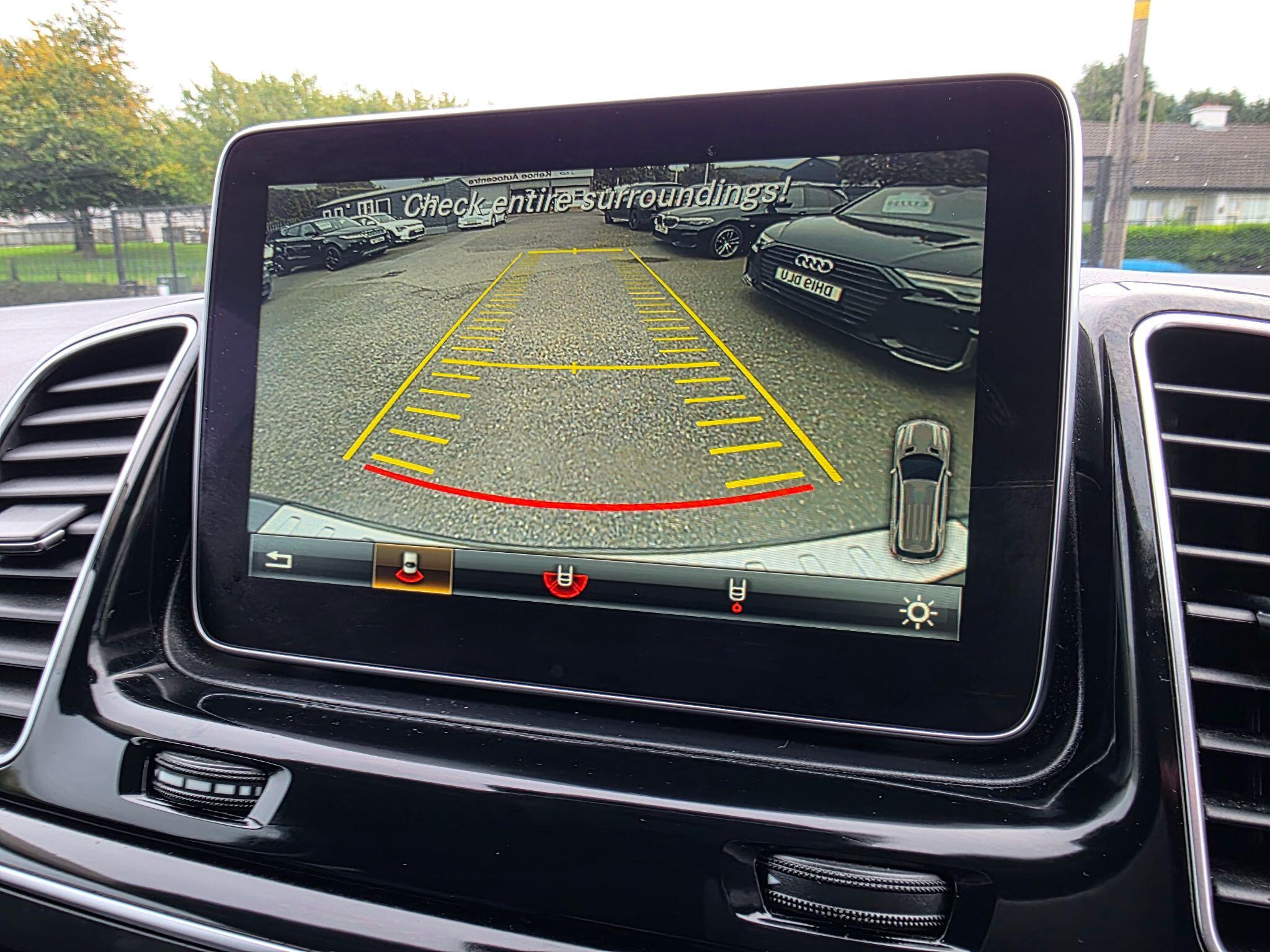 Mercedes-Benz Gle view 35
