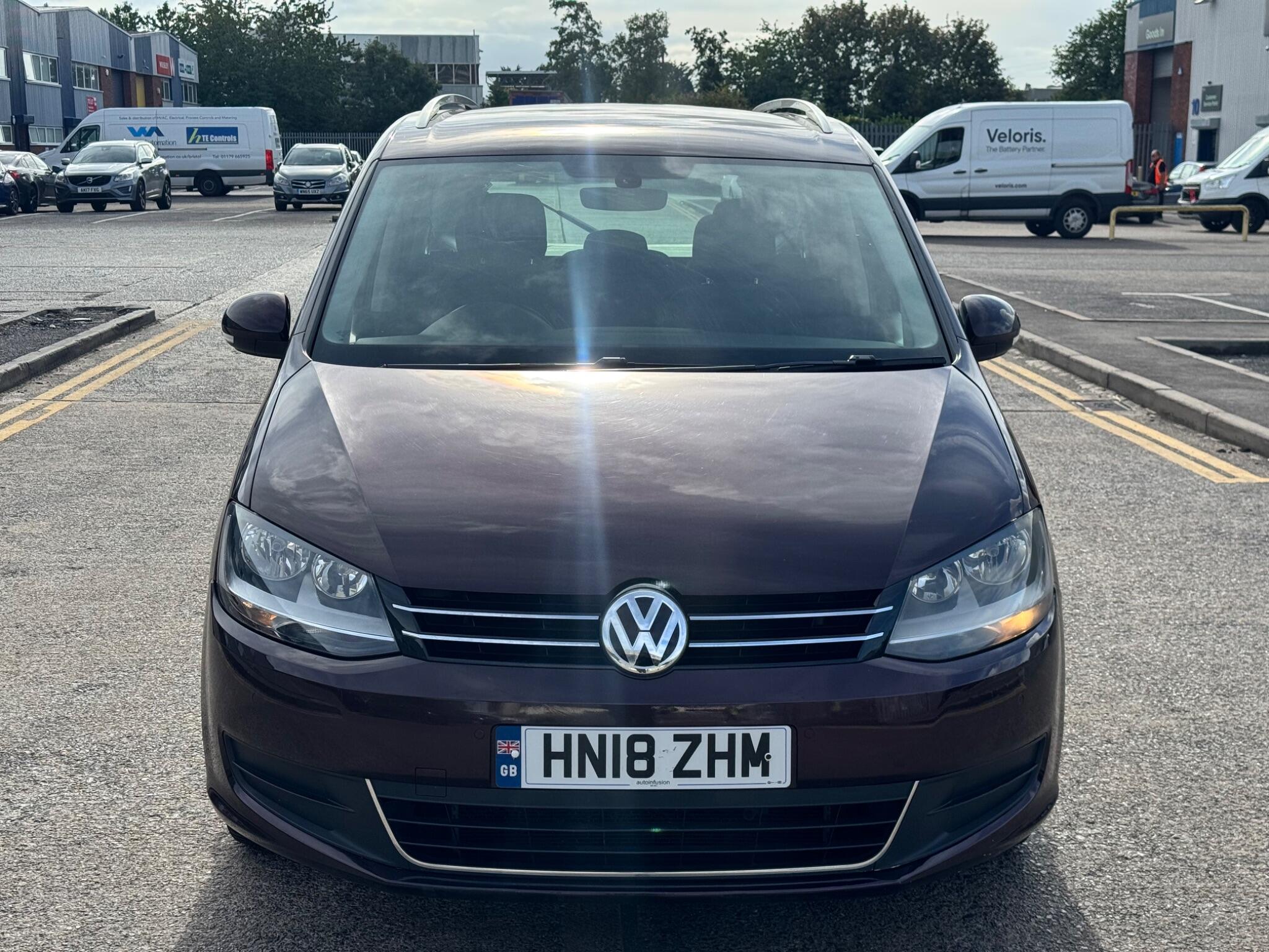 Volkswagen Sharan view 2