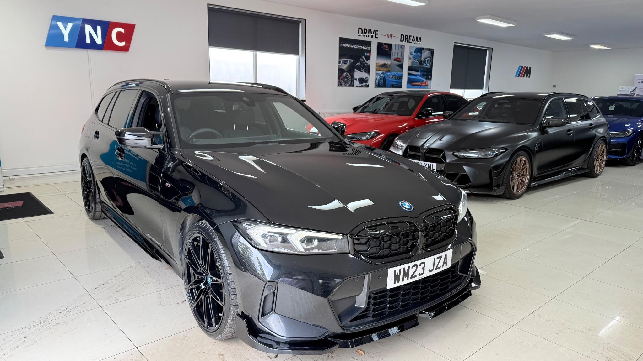 BMW 3 Series view 11