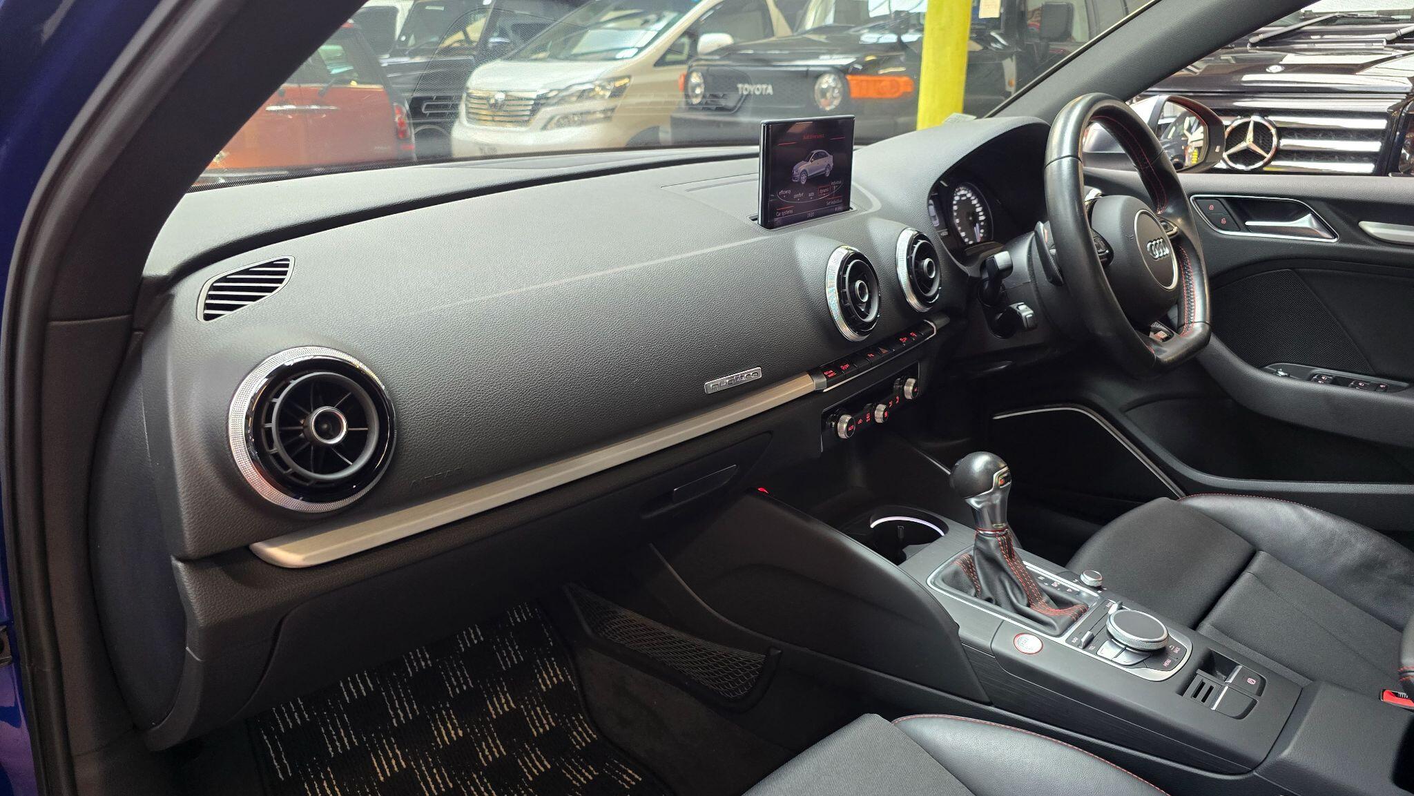 Audi S3 view 22