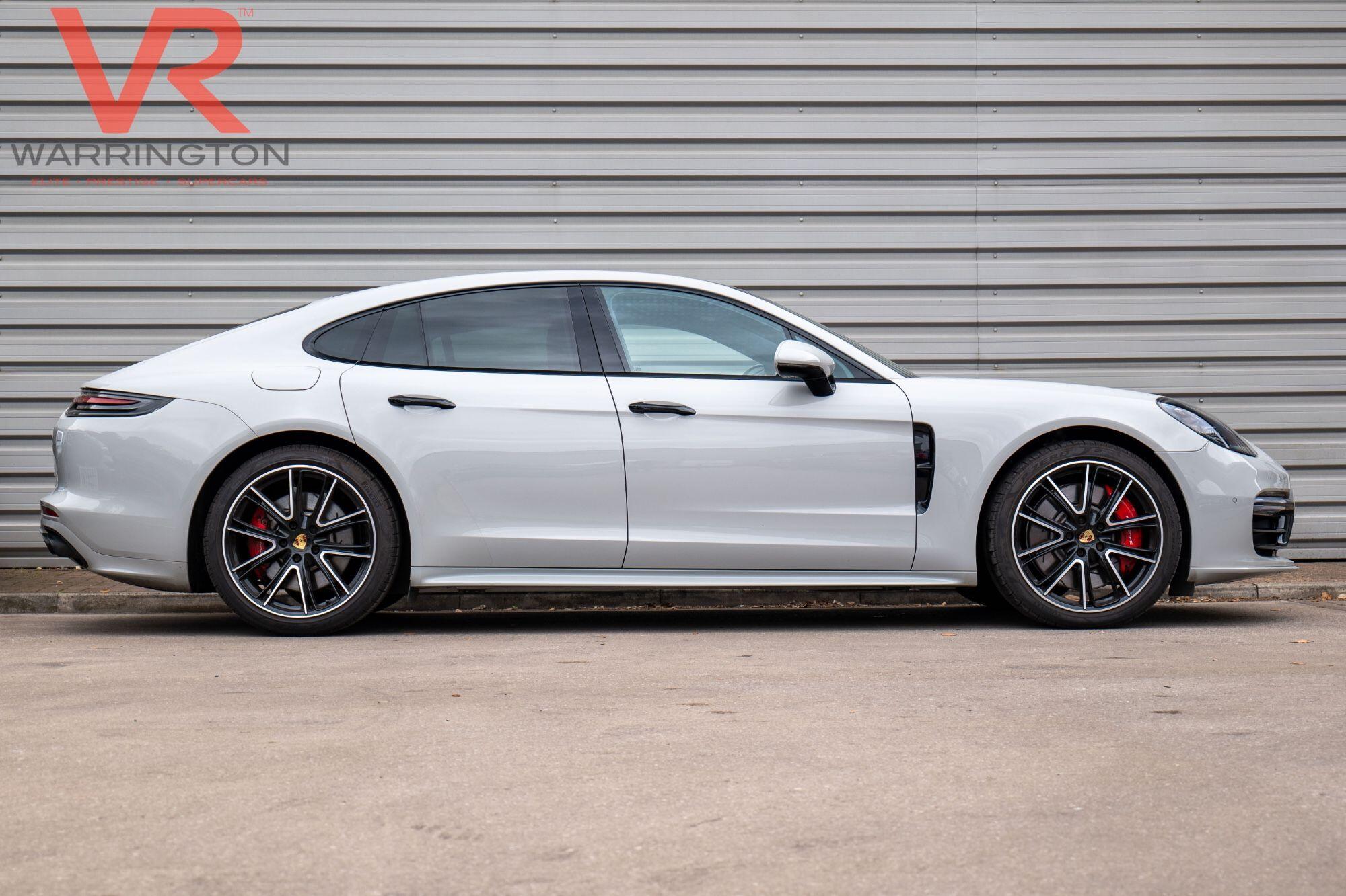 Porsche Panamera view 20