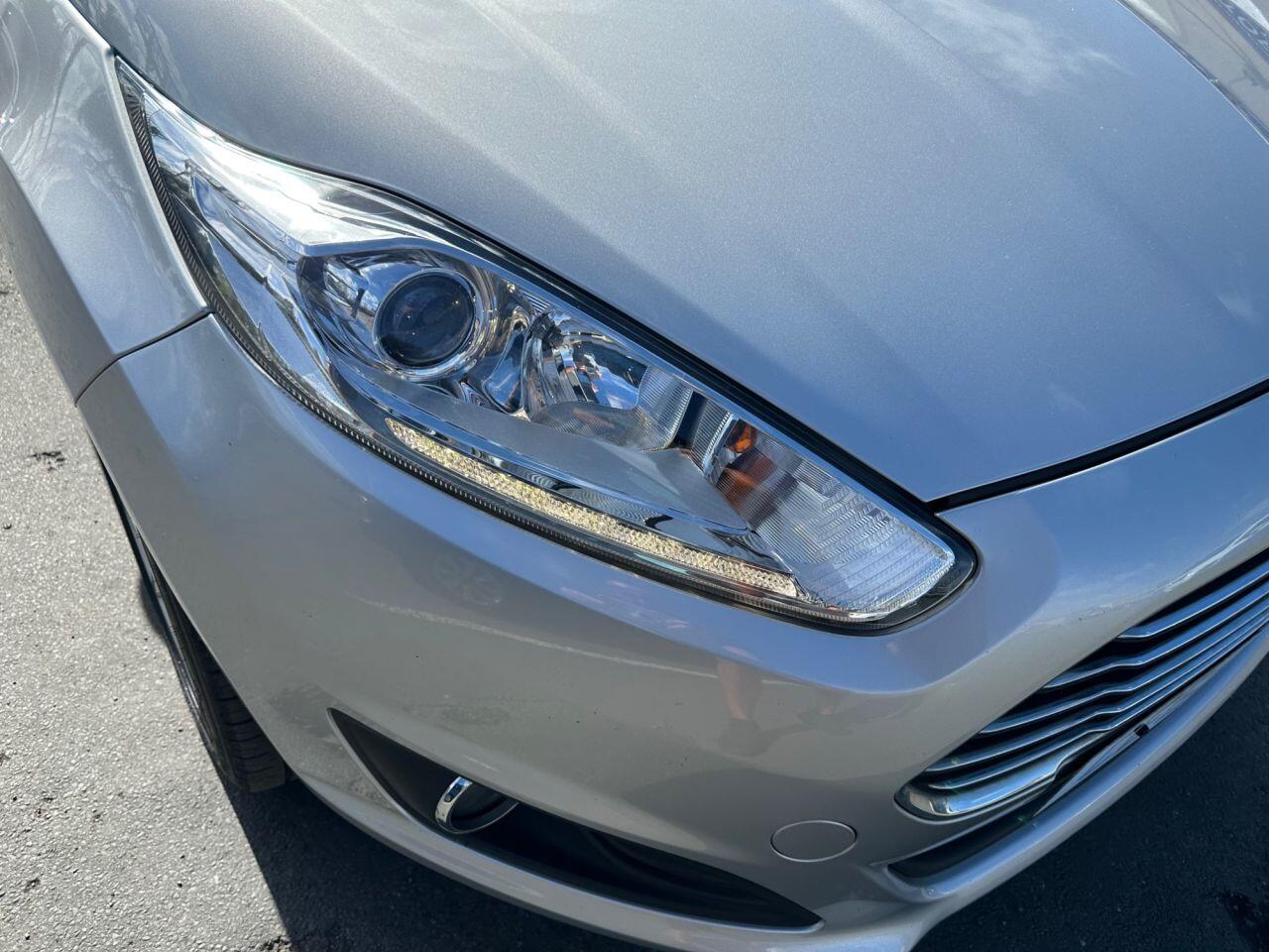 Ford Fiesta view 4