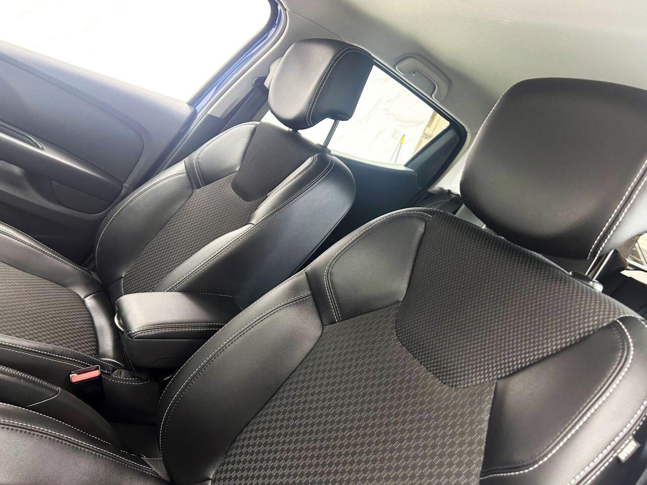 Renault Clio view 14