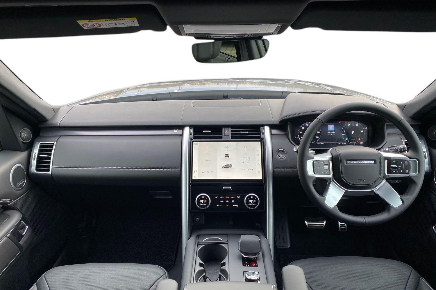 Land Rover Discovery view 8