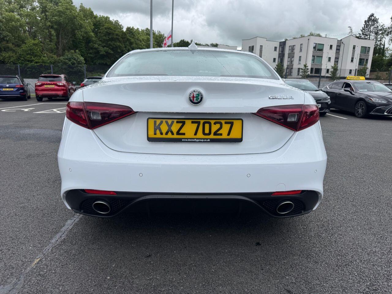 Alfa Romeo Giulia view 4