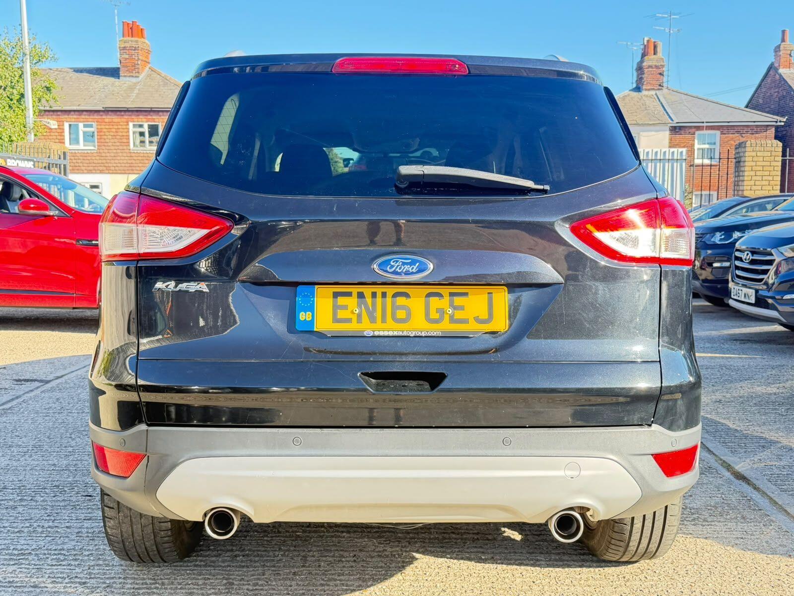 Ford Kuga view 4