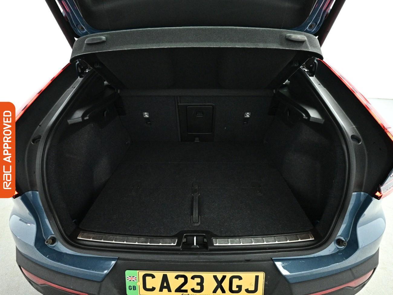 Volvo C40 view 14