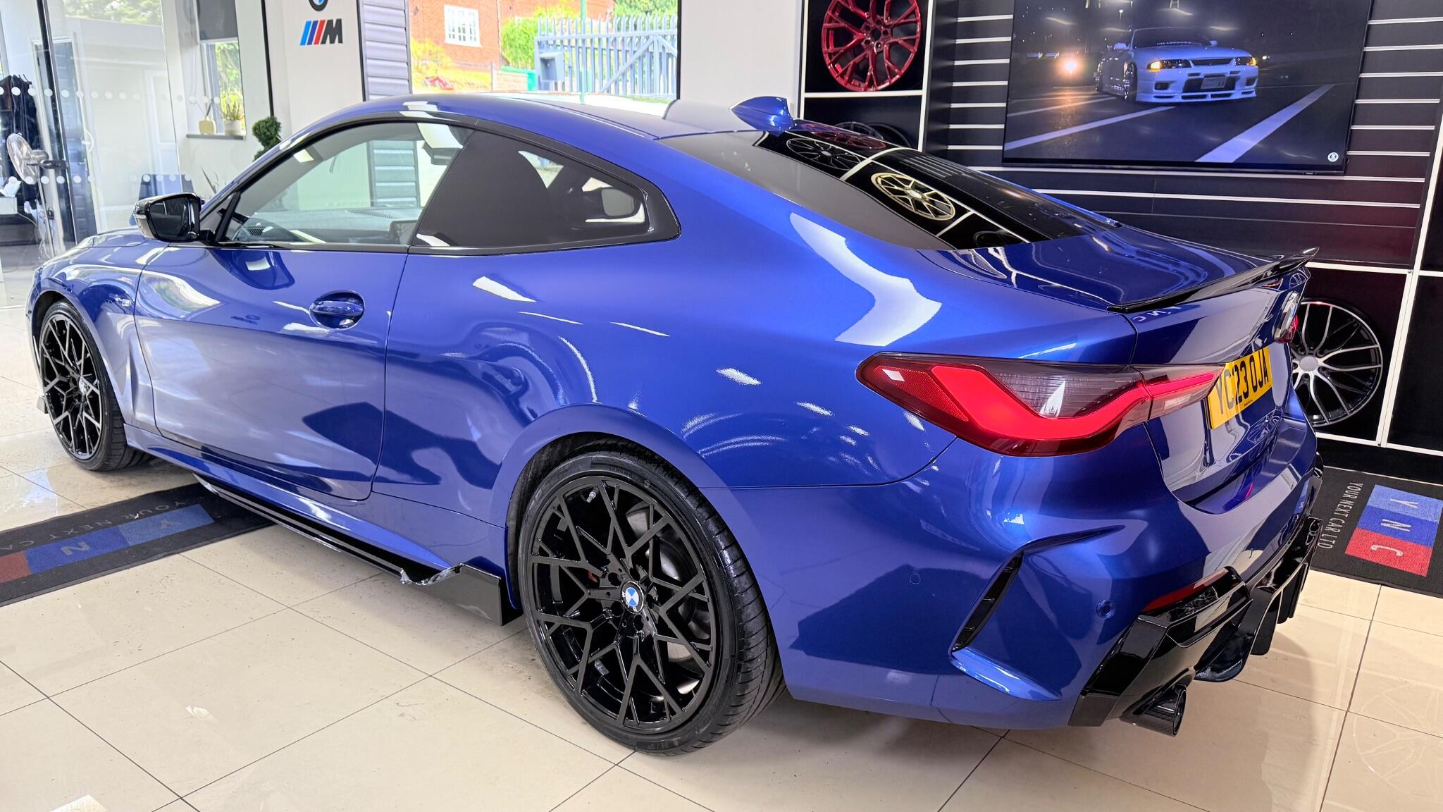 BMW 4 Series view 14