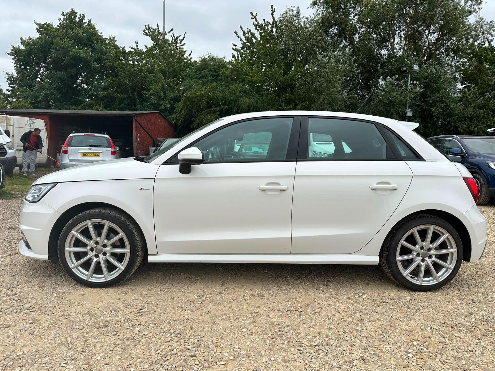 Audi A1 view 6