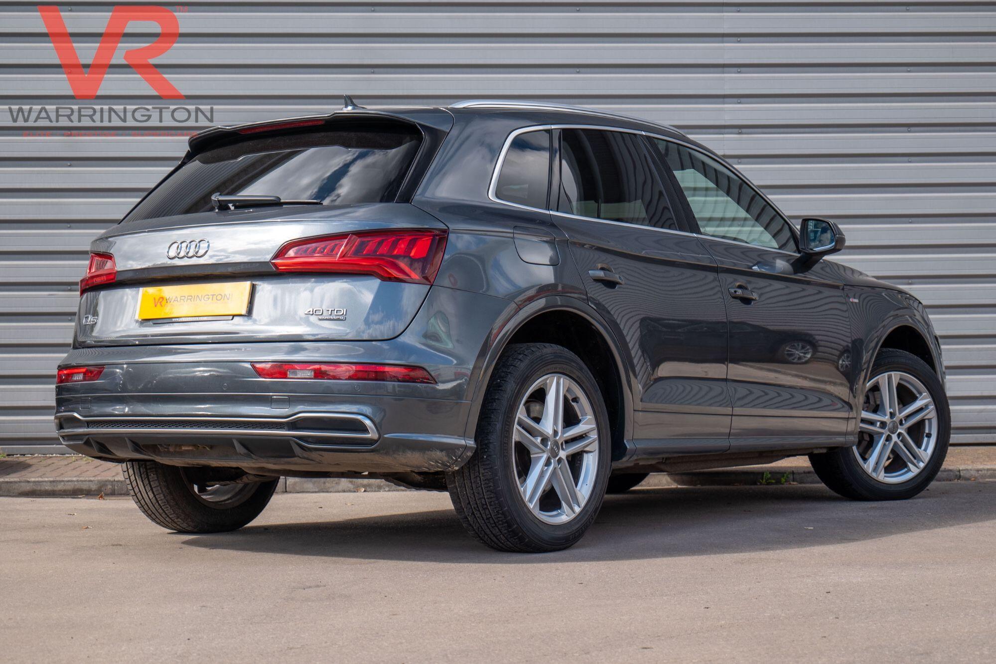 Audi Q5 view 18