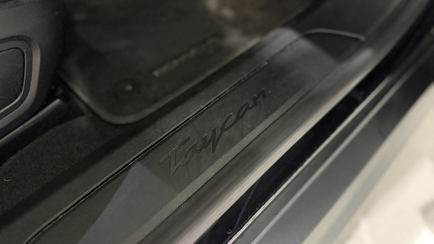 Porsche Taycan view 29