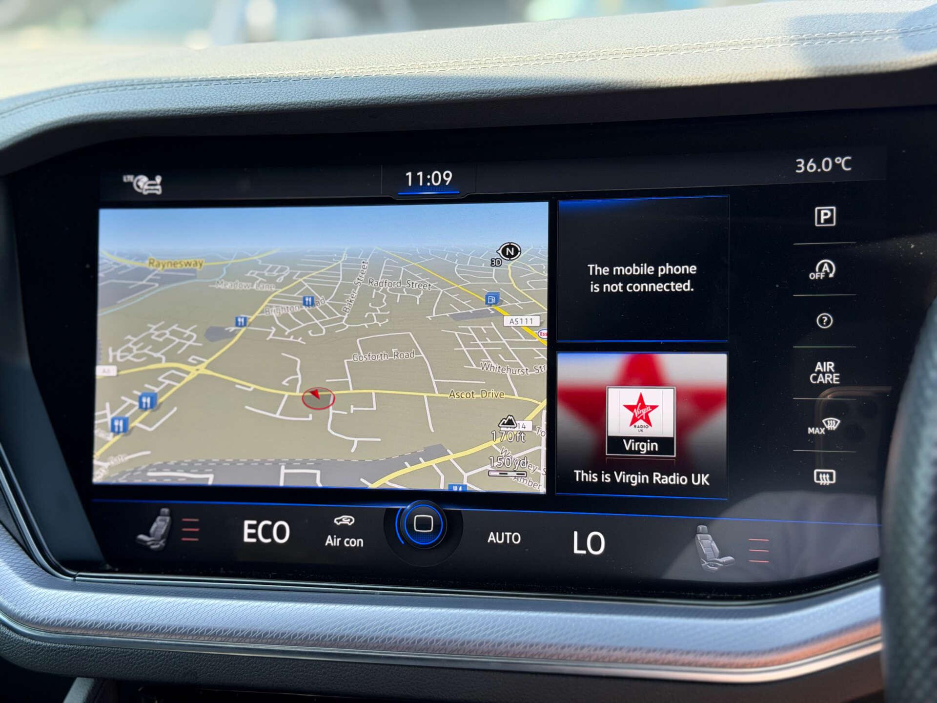Volkswagen Touareg view 23