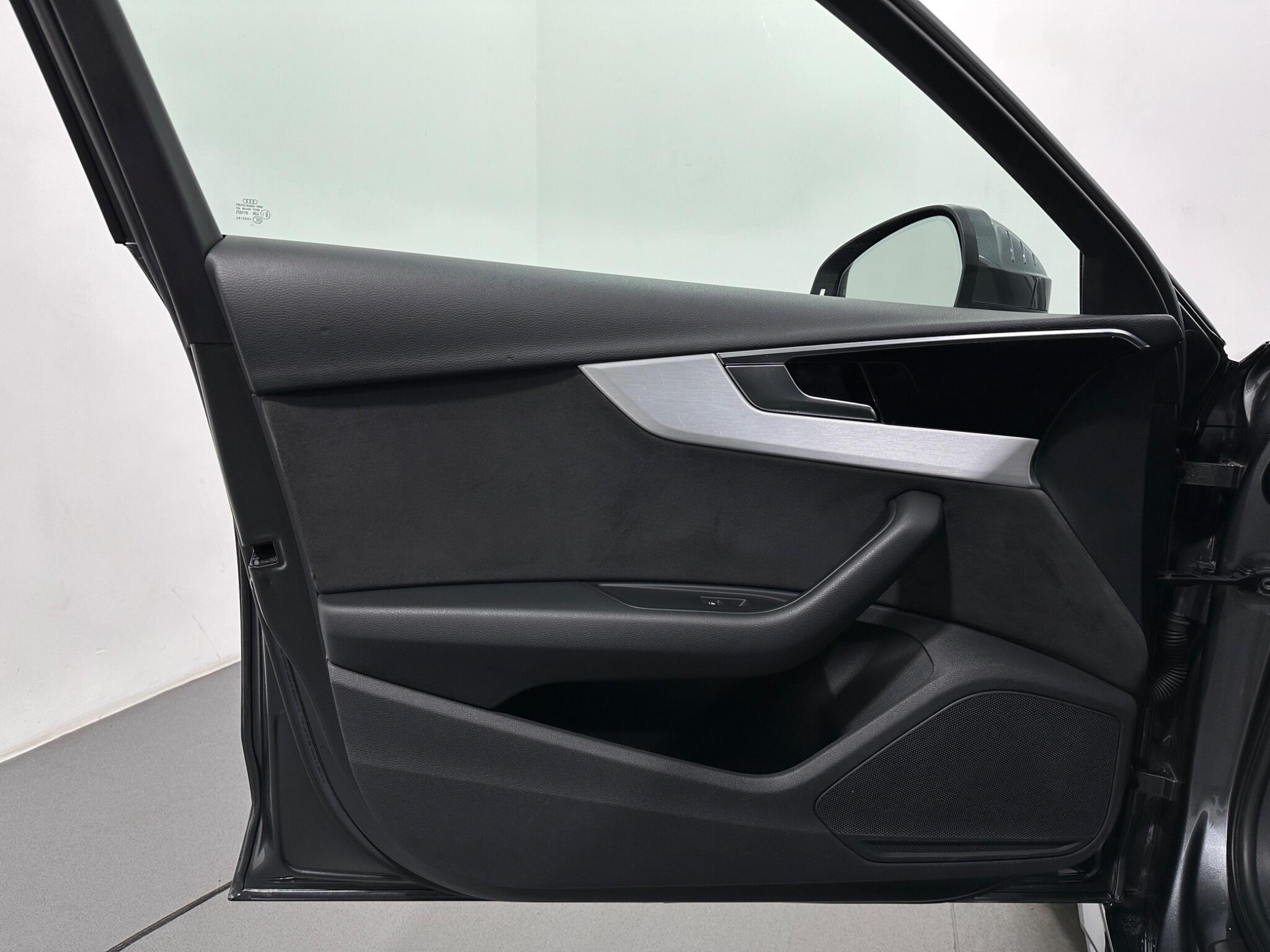 Audi A4 view 38