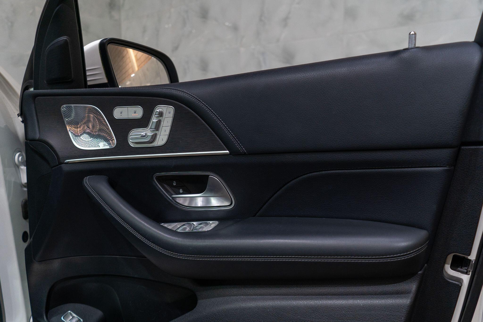 Mercedes-Benz GLE view 34