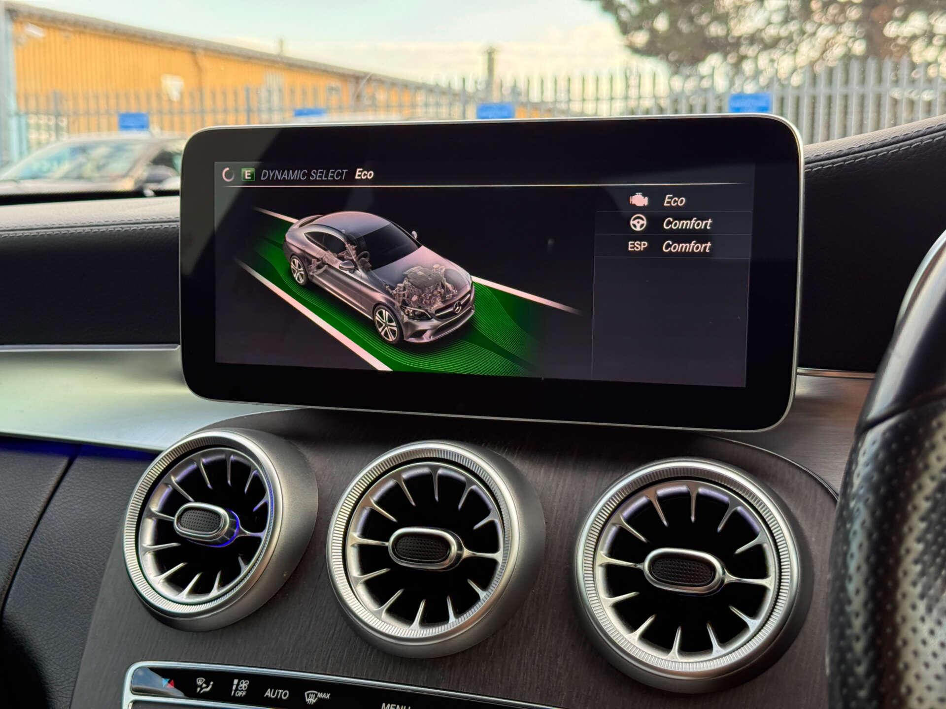 Mercedes-Benz C Class view 70