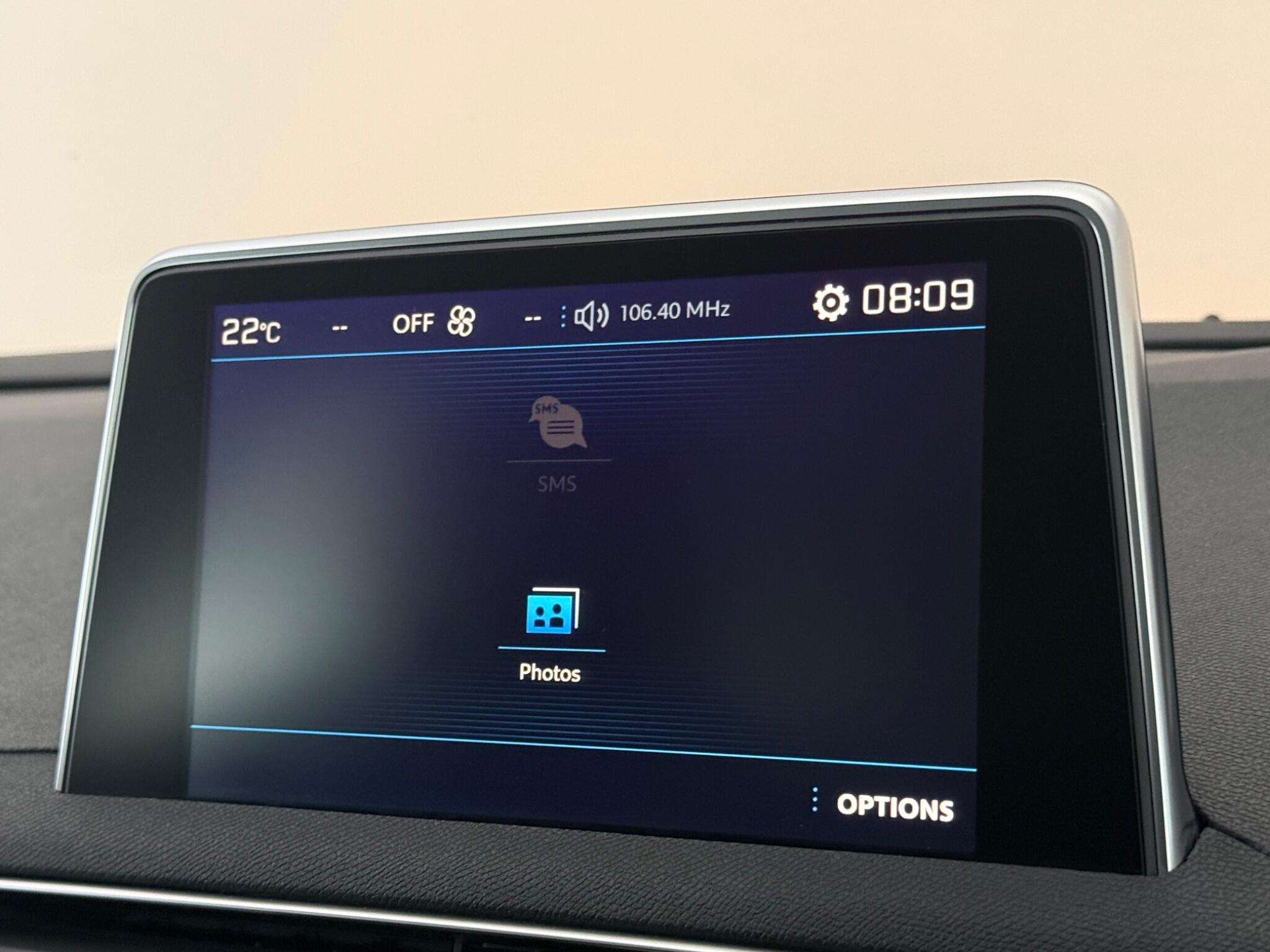 Peugeot 5008 view 24