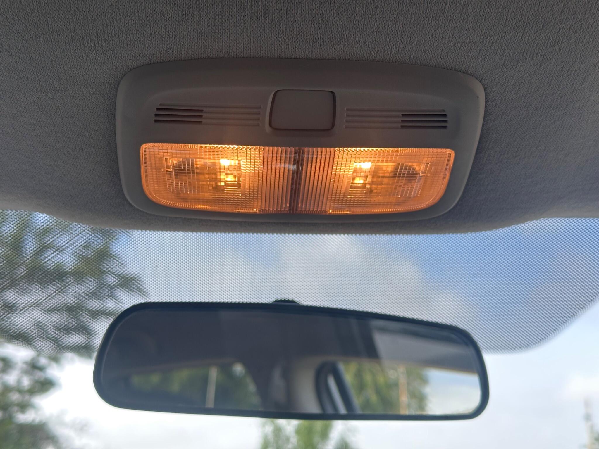 Suzuki Vitara view 45