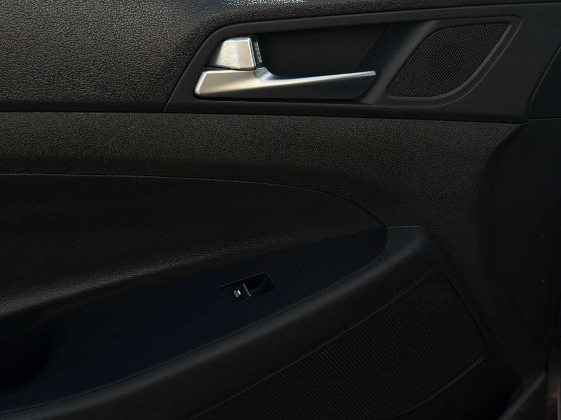 Hyundai Tucson view 40