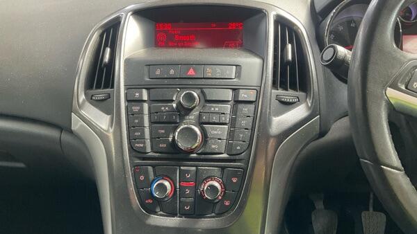 Vauxhall Astra view 13