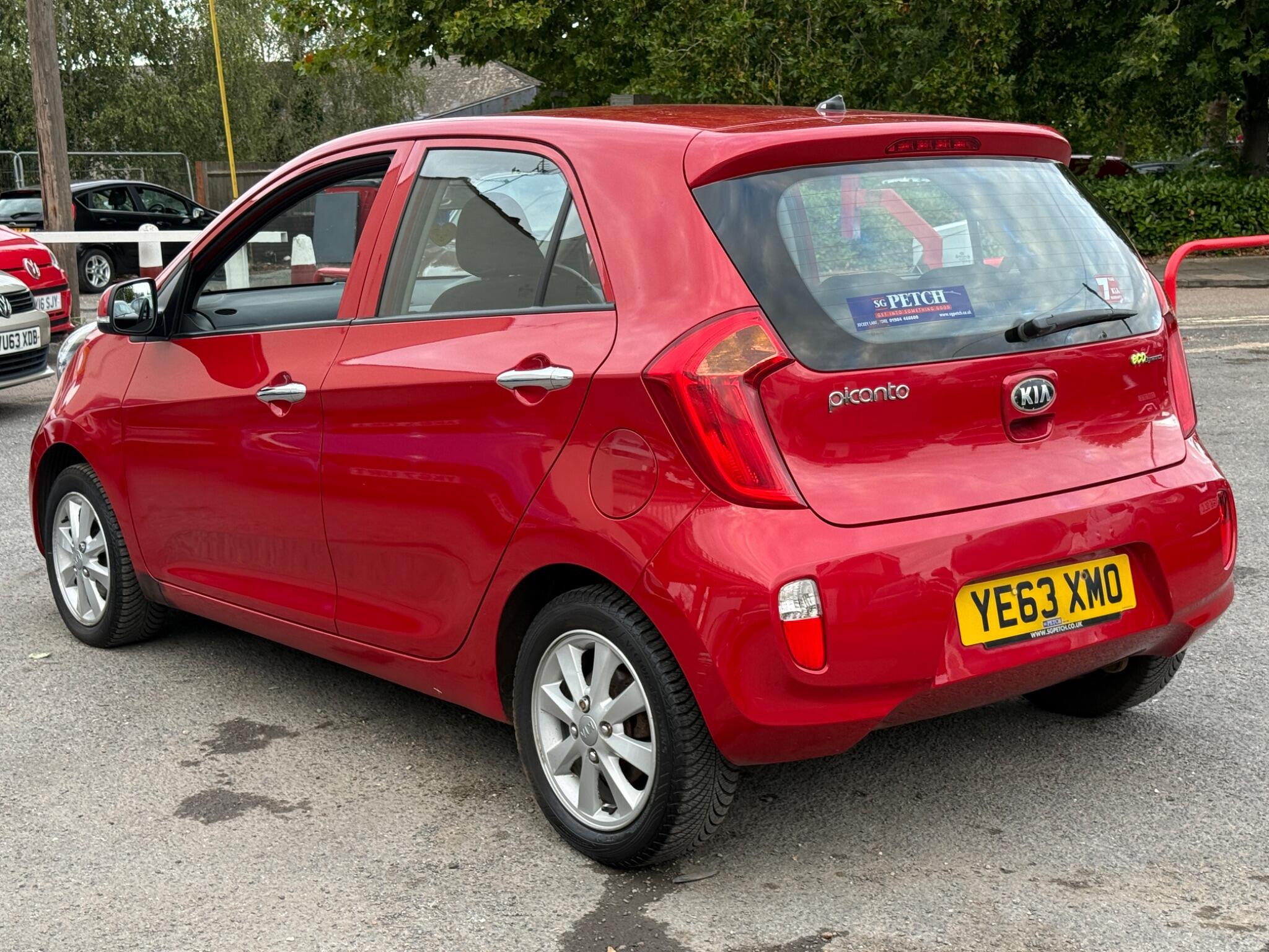 Kia Picanto - Image 11