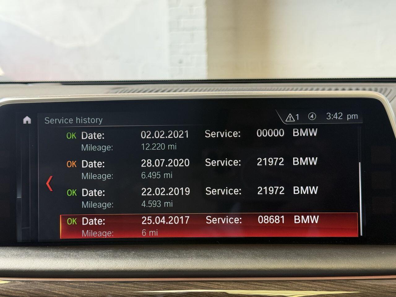BMW 7 Series view 55